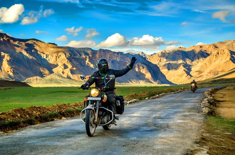 Leh Ladakh Bike Trip | FREE Excursion to Chang-la Pass