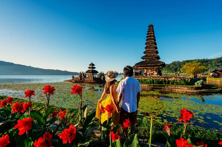 Singapore and Bali Honeymoon Bliss | City Romance to Tropical Retreat